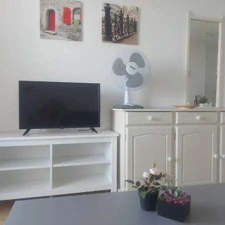Monteparaiso Seaview 1104 Апартаменты *